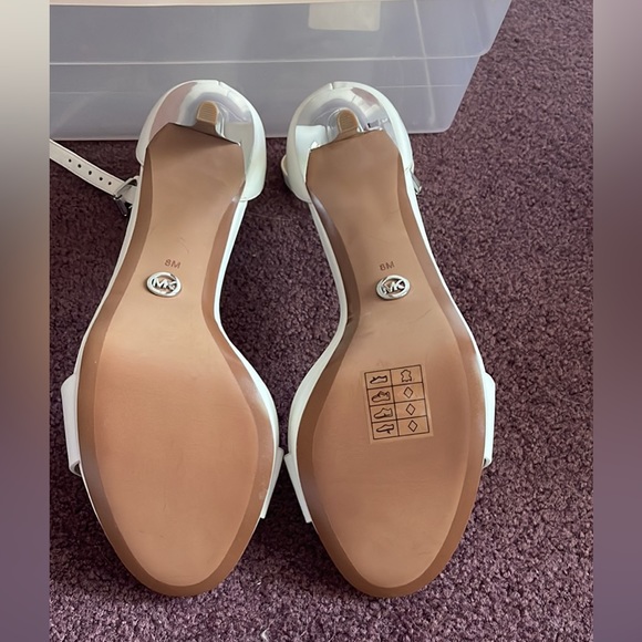 Micheal Kors high heels - Picture 2 of 5